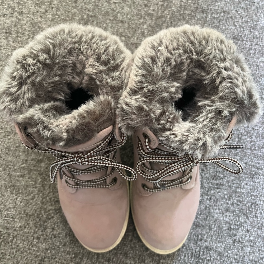 Women’s Lugz boots